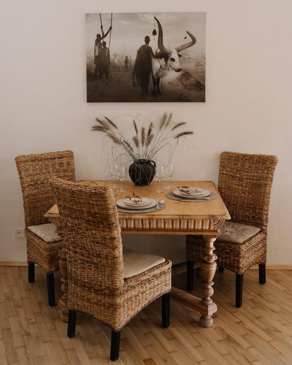 N O C T U R N E Apartment Kamianets-Podilskyi Exterior photo